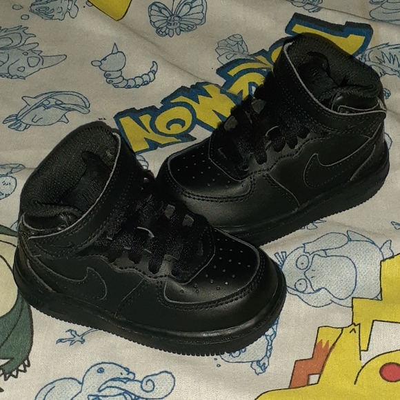 baby black air force ones
